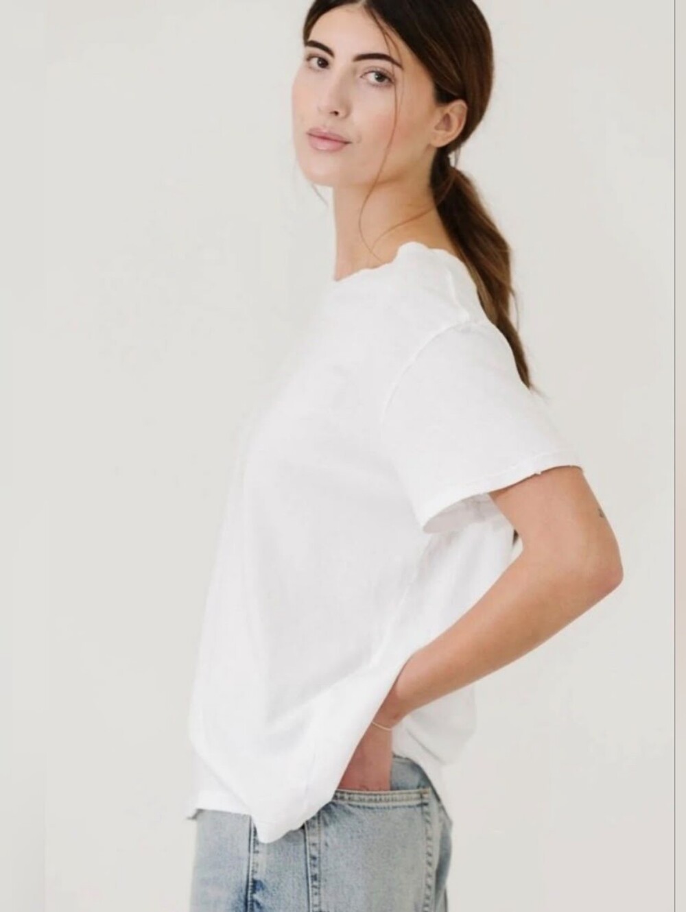NWOT Nili Lotan White Short Sleeve Crewneck Tee